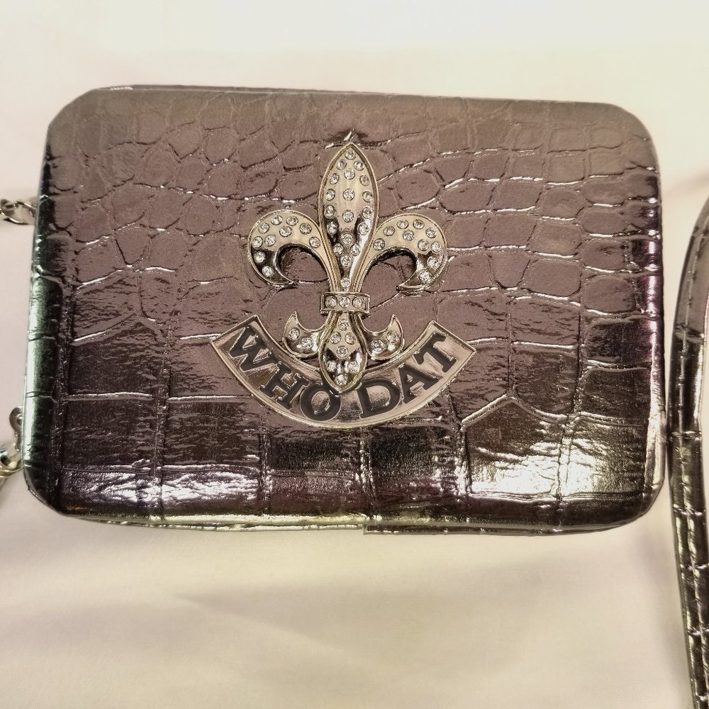 WHO DAT Wallet w Strap Silver Metallic Crock Pattern